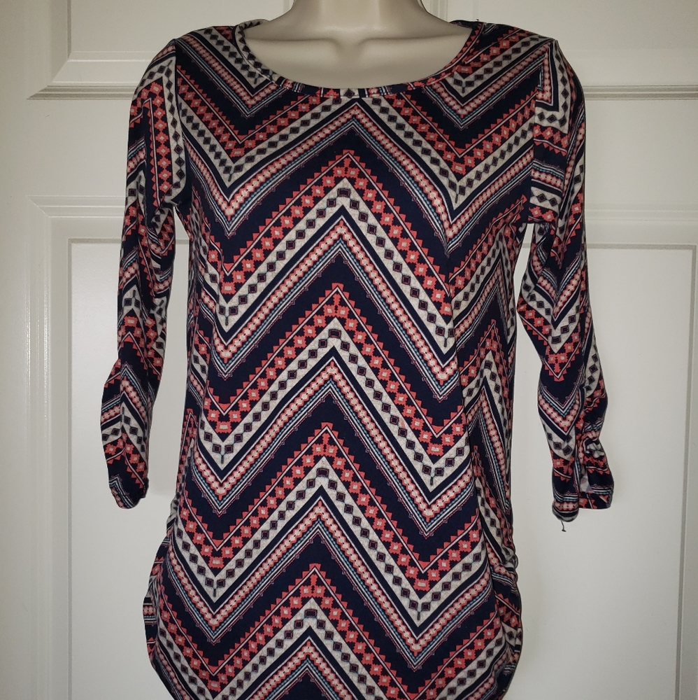 Duetime Maternity- size small